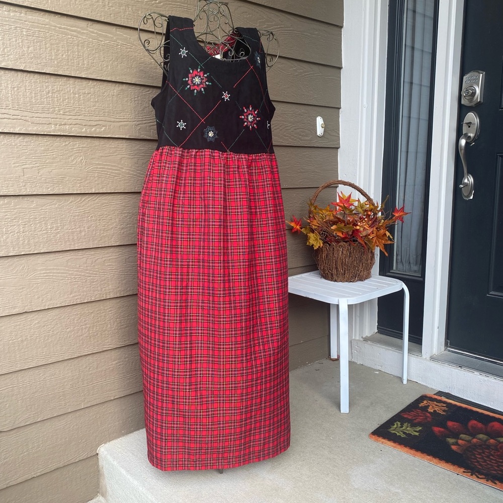 Vintage 90s Bobbie Brooks holiday/Christmas woman’s dress. Large